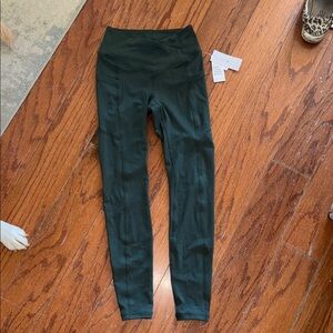 Gilly Hicks find your happy place size size small hunter green yoga leggings nwt